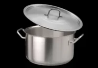 Кастрюля металлическая